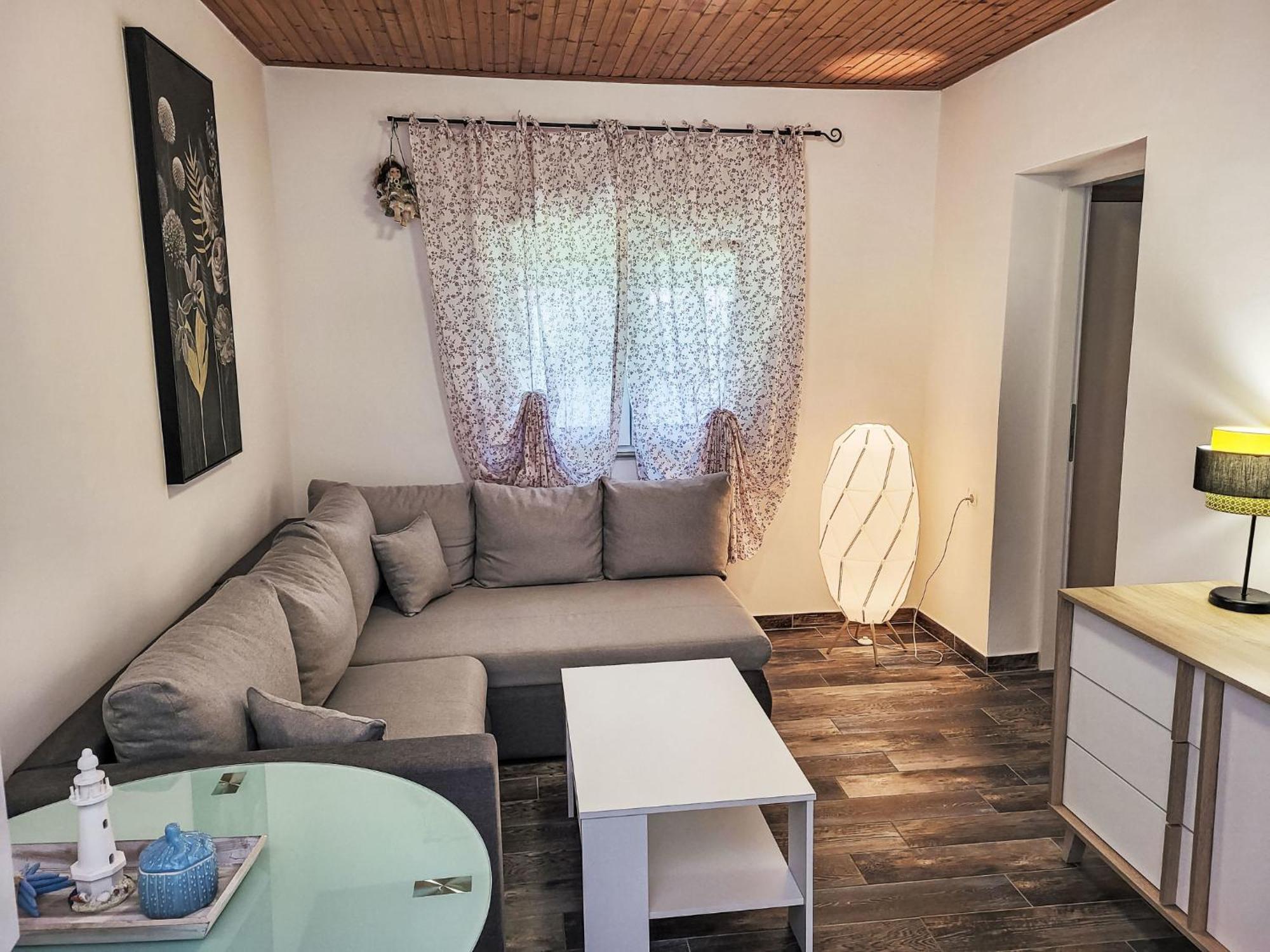 Matea By Interhome Holiday home Nin